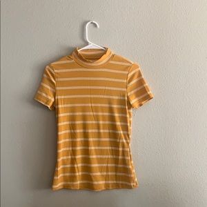 Short sleeve turtle neck